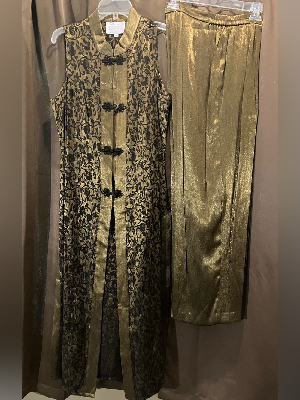 LARA Metallic Gold and Black Brocade Long Vest with Matching Pants - Picture 1 of 2